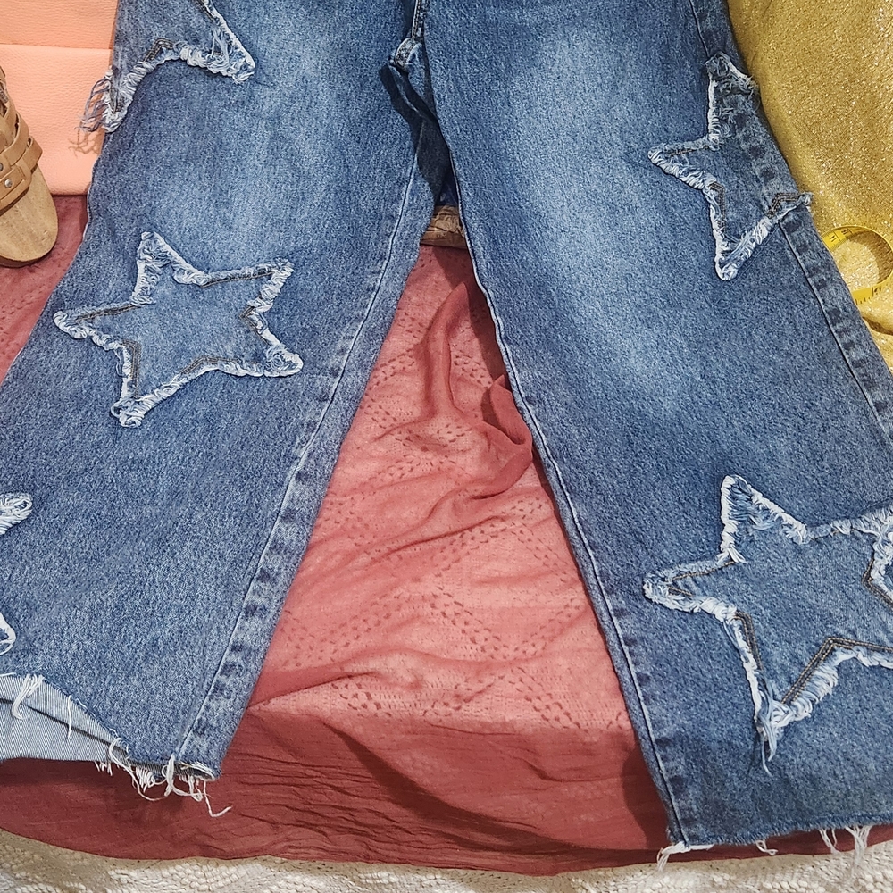 Blue Star Patch Flare Jeans